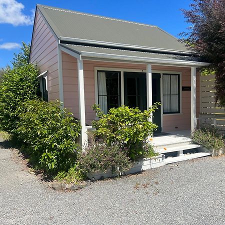 Pinot Villas Martinborough Esterno foto
