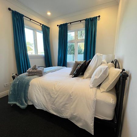 Pinot Villas Martinborough Esterno foto