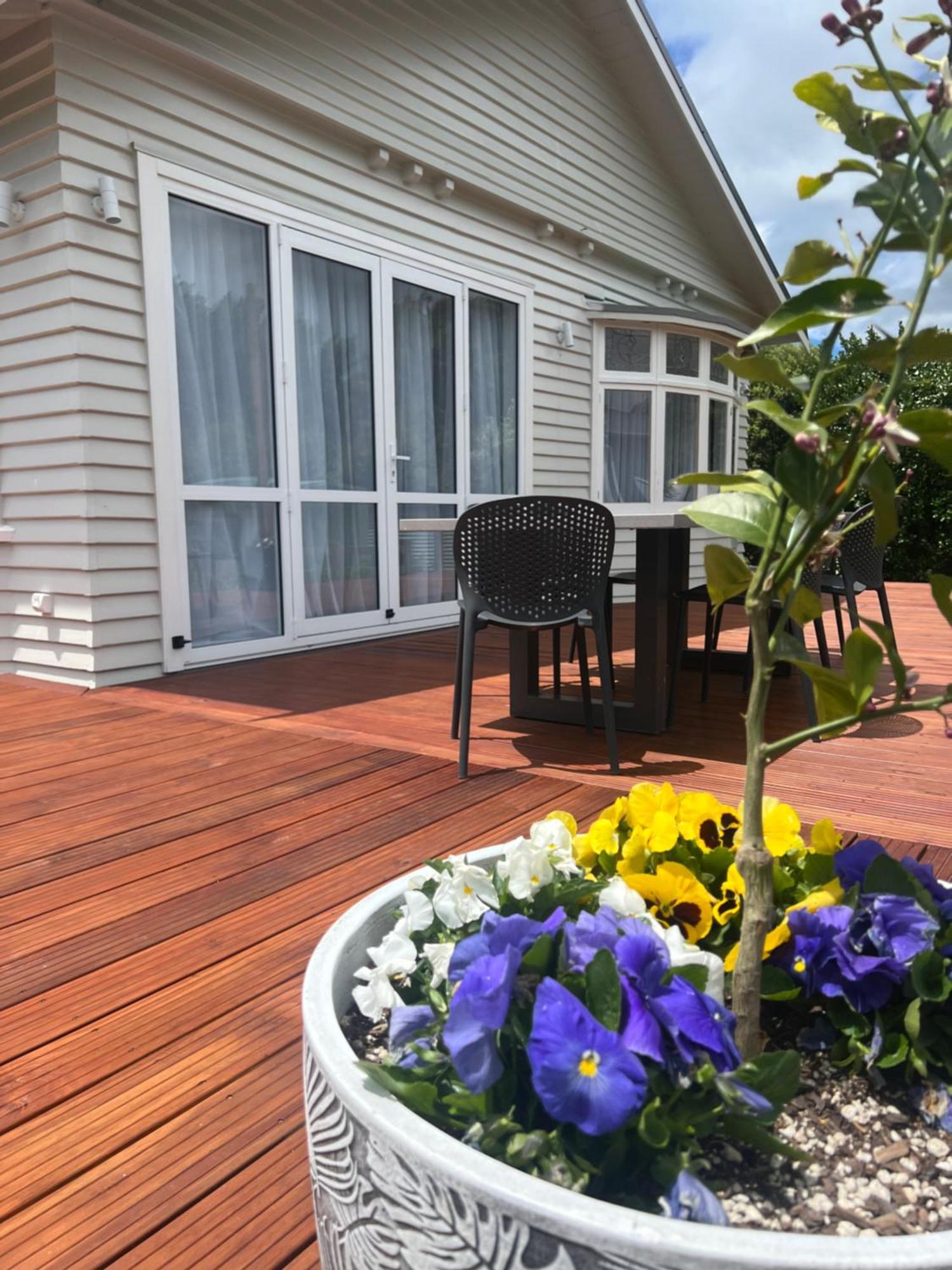 Pinot Villas Martinborough Esterno foto
