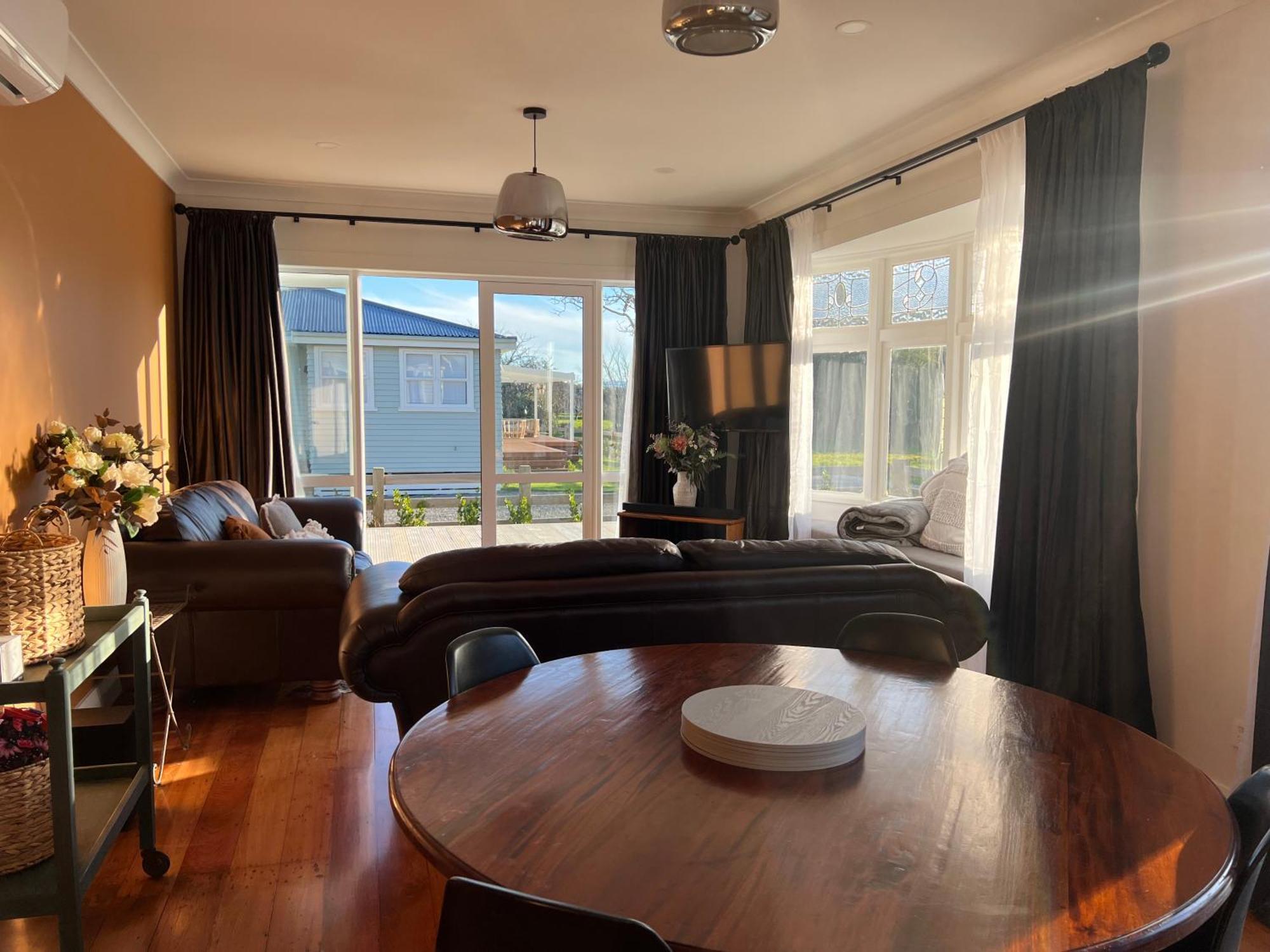 Pinot Villas Martinborough Esterno foto