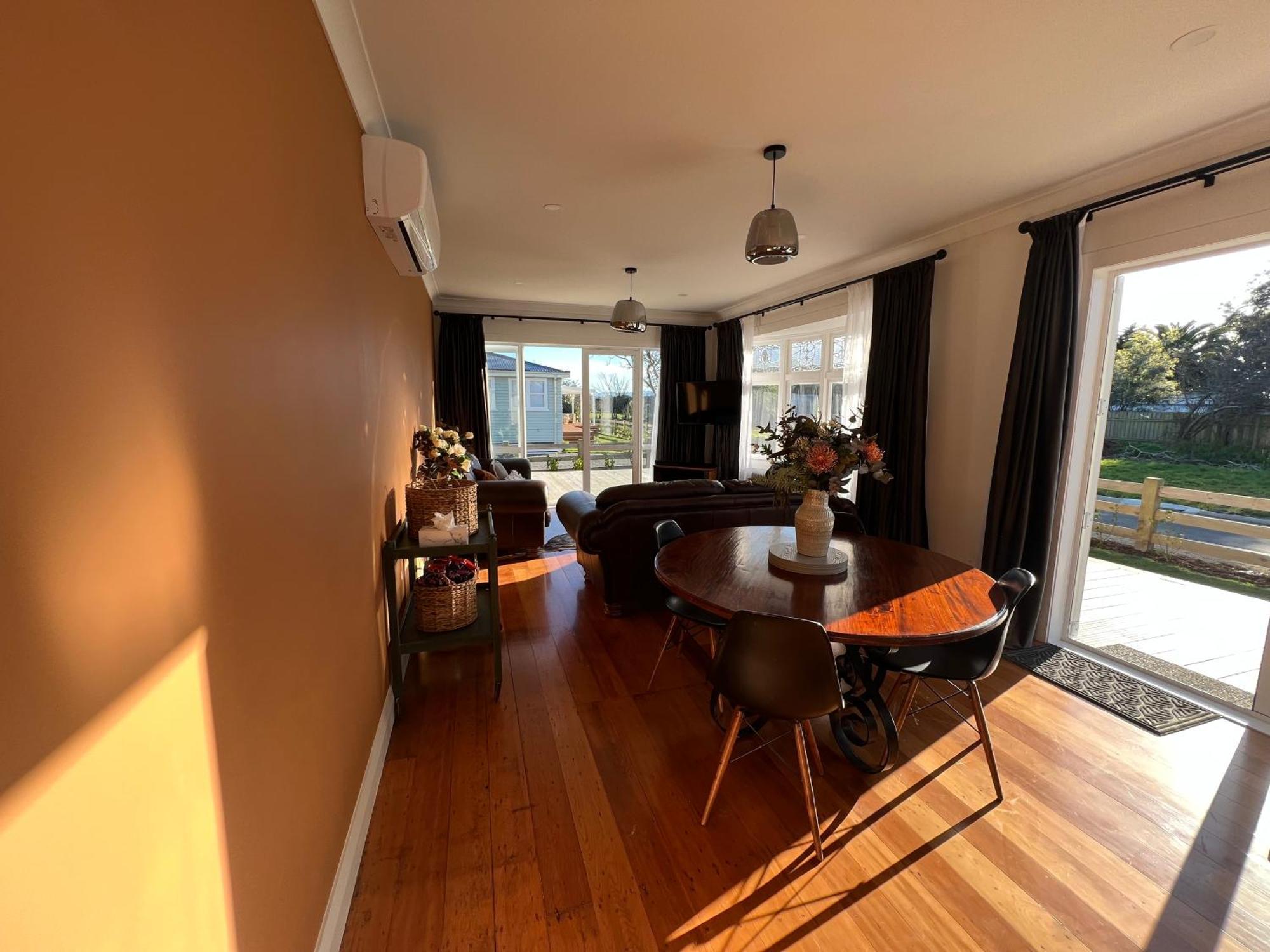 Pinot Villas Martinborough Esterno foto